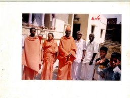 சுவாமி காசி யாத்திரை - 19.05.2004 , 20.05.2004 